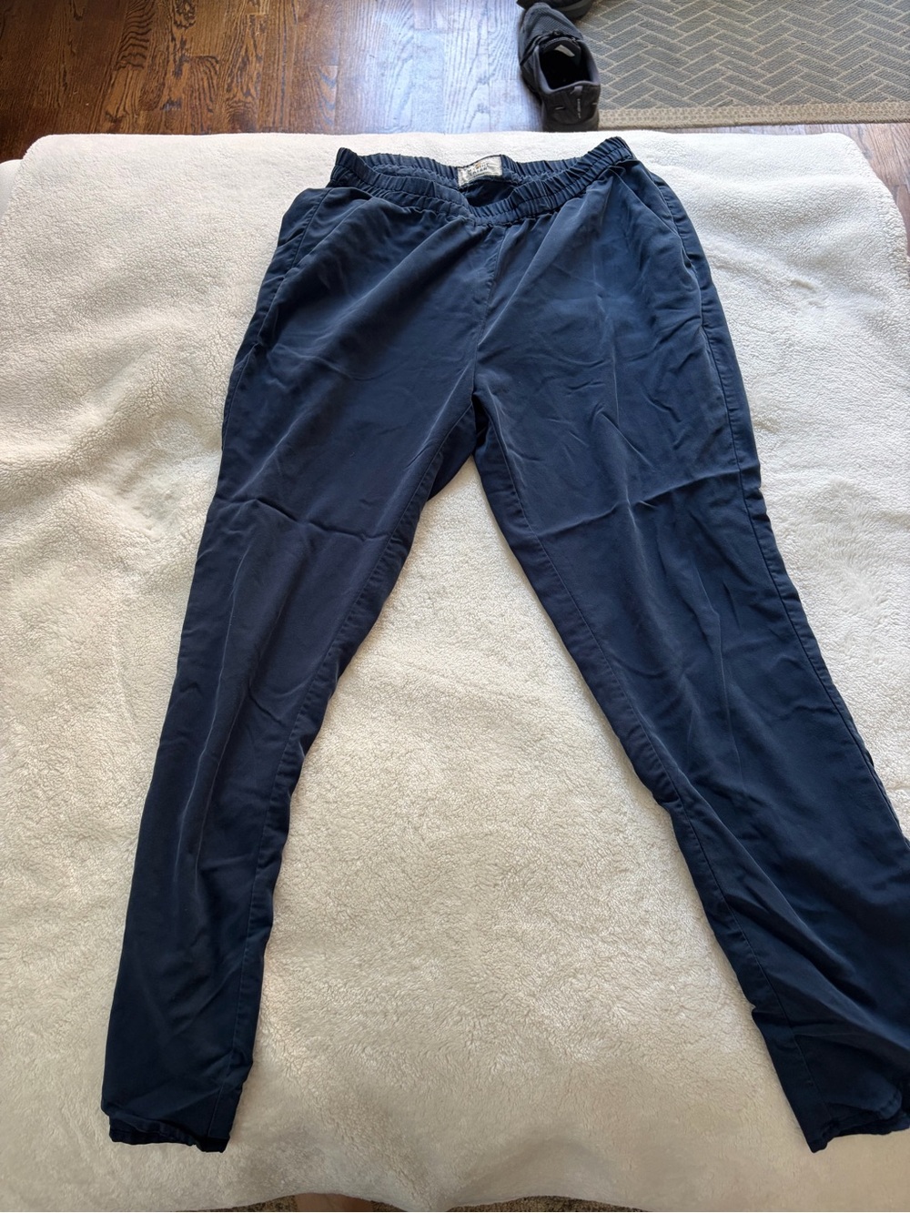 Marine Layer Women's Navy Cropped Elastic-Waist Pants